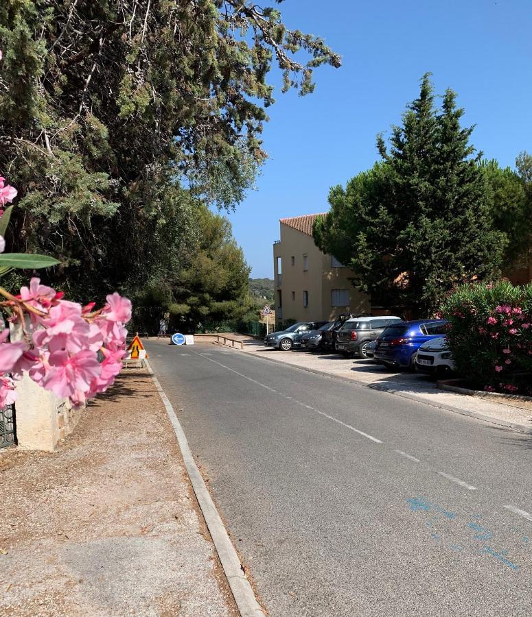 L'Escale Daire Carqueiranne Dış mekan fotoğraf